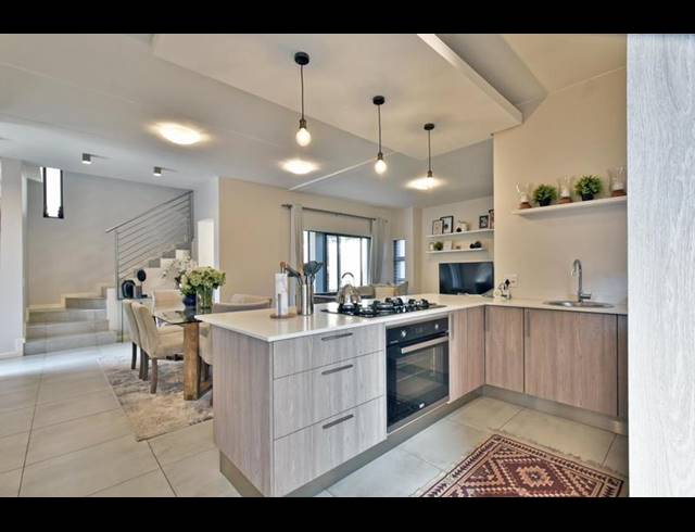 4 BEDROOM HOUSE FOR SALE IN FERNDALE